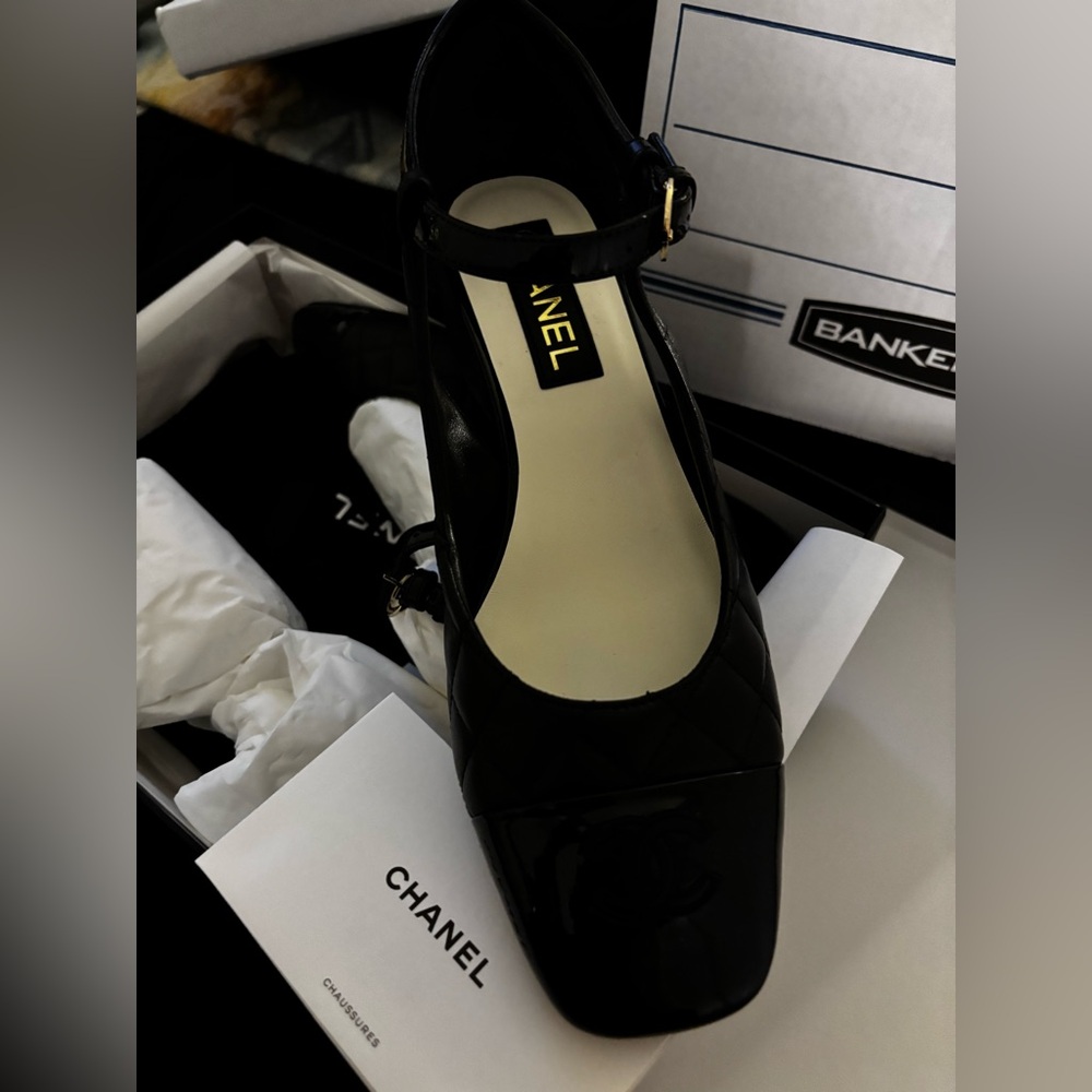 Chanel Women's Square Quilt Mary Jane black/black shoes NWT Retail $1300